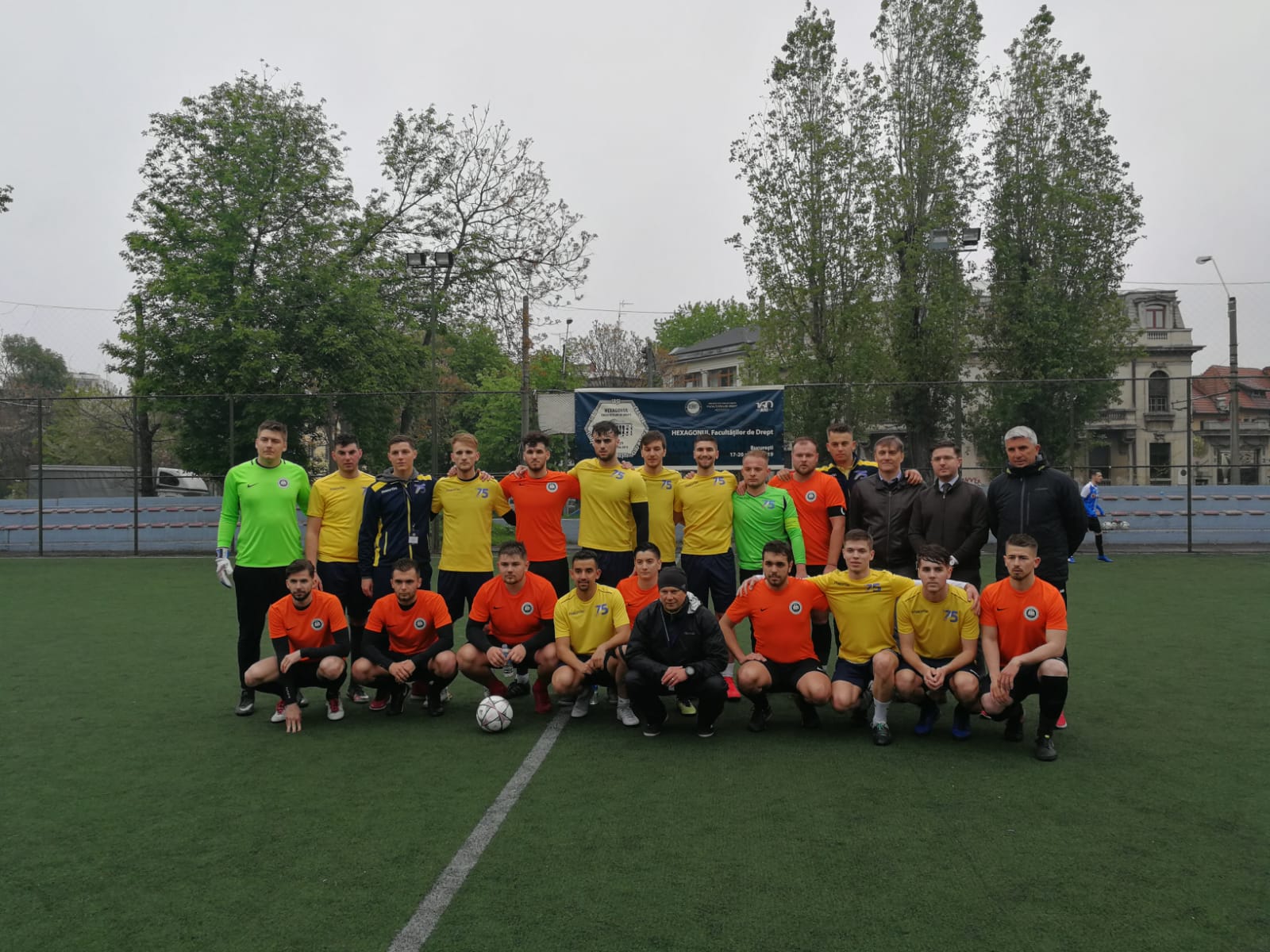 - 1556756115-fotbal.jpg